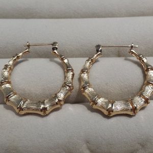 14-Karat Gold Bamboo Style Hoop Earrings (Round)